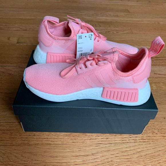 Adidas NMD R1 Pink / White Shoes - Picture 2 of 9